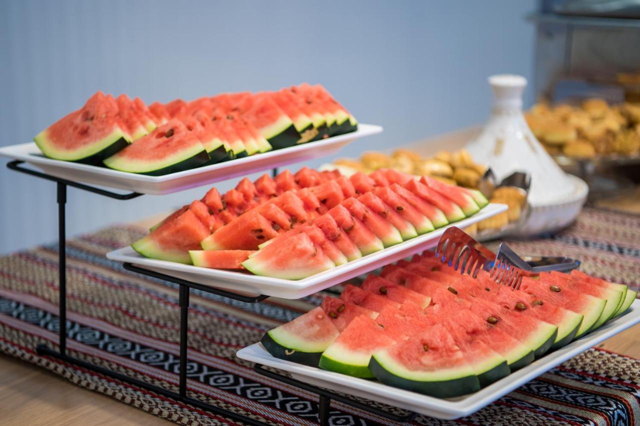 두바이 밀레니엄 아트리아 비즈니스 베이 아파트 호텔 외부 사진 Watermelon